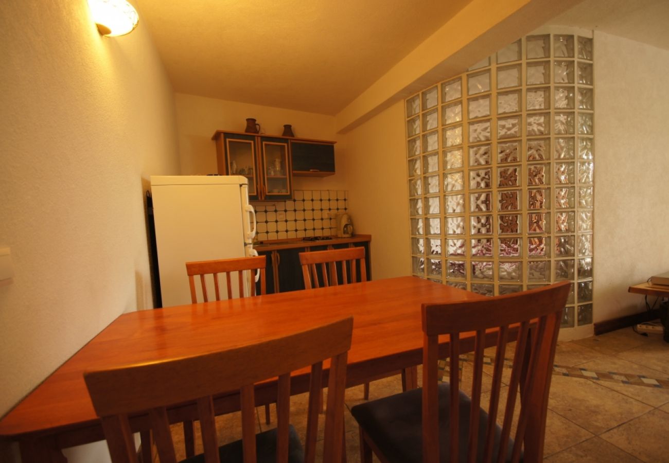 Apartament w Vodice - Ferienwohnung in Vodice mit Meerblick, Terrasse, Klimaanlage, W-LAN (144-1)