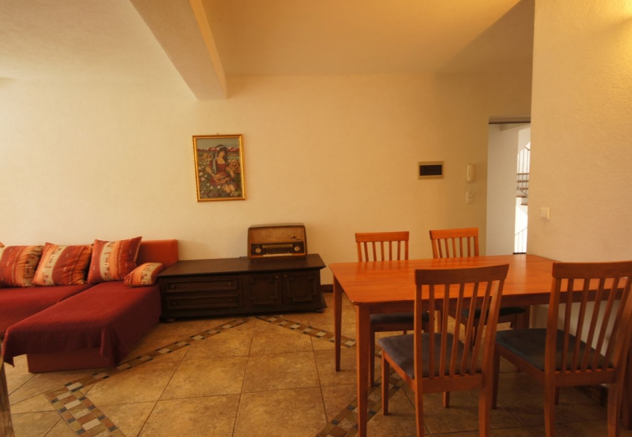 Apartament w Vodice - Ferienwohnung in Vodice mit Meerblick, Terrasse, Klimaanlage, W-LAN (144-1)