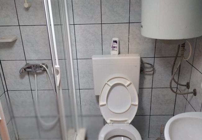 Dom w Karbuni - Holiday Home in Karbuni with Seaview, Balcony, Air condition, WIFI (5095-2) Dom w Karbuni - Holiday Home in Karbuni with Seaview, Balcony, Air condition, WIFI (5095-2)