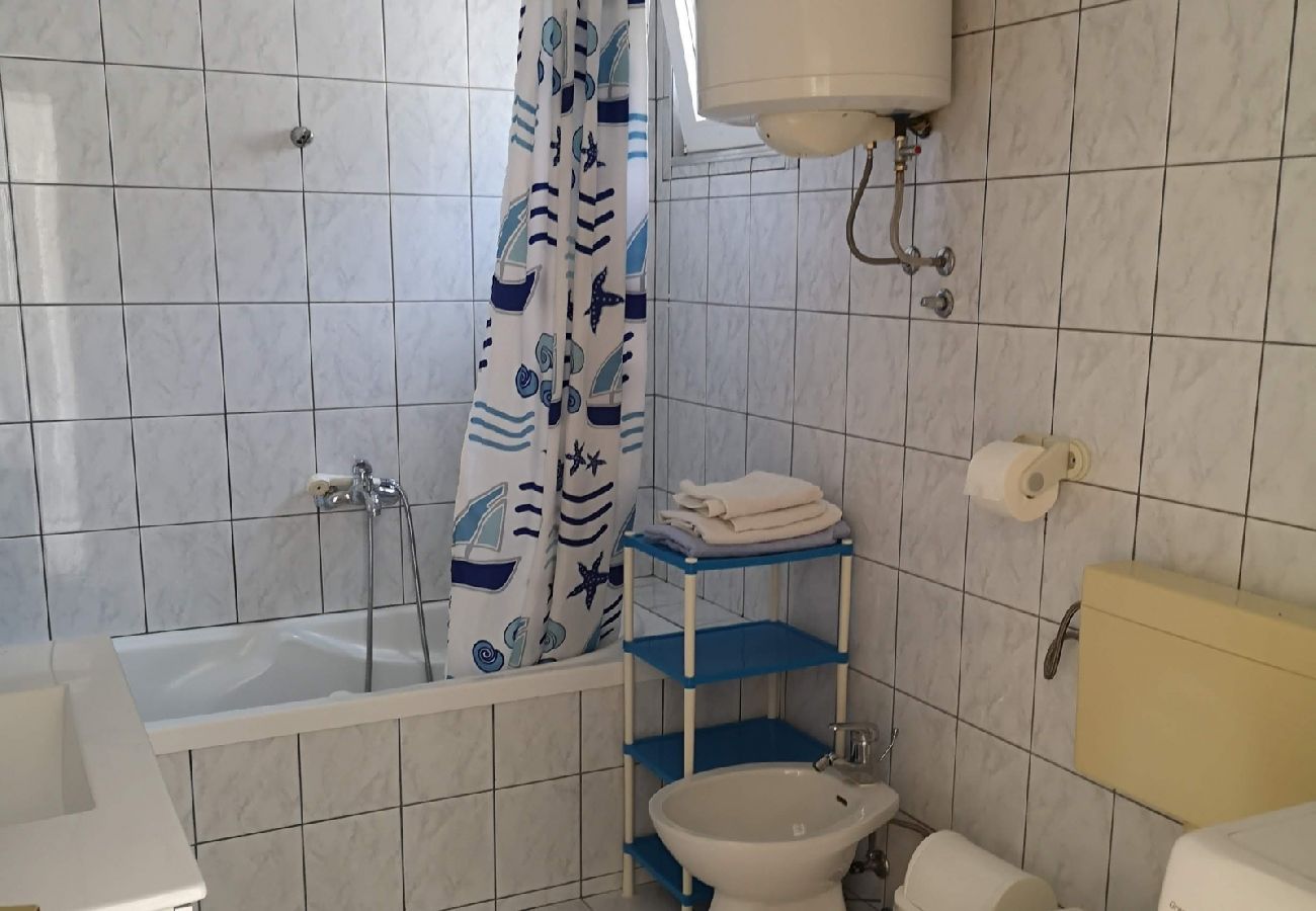 Apartament w Lopar - Apartament w Lopar z Widok na morze, taras, WIFI, Pralka (593-1)