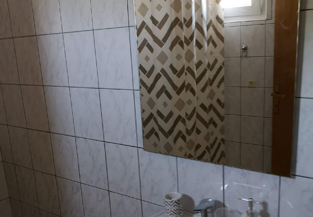 Apartament w Lopar - Apartament w Lopar z Widok na morze, taras, WIFI, Pralka (593-1)