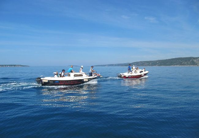 Apartament w Vinišce - Apartament w Vinišće z Widok na morze, taras, Klimatyzacja, WIFI (4752-1) Apartament w Vinišce - Apartament w Vinišće z Widok na morze, taras, Klimatyzacja, WIFI (4752-1)