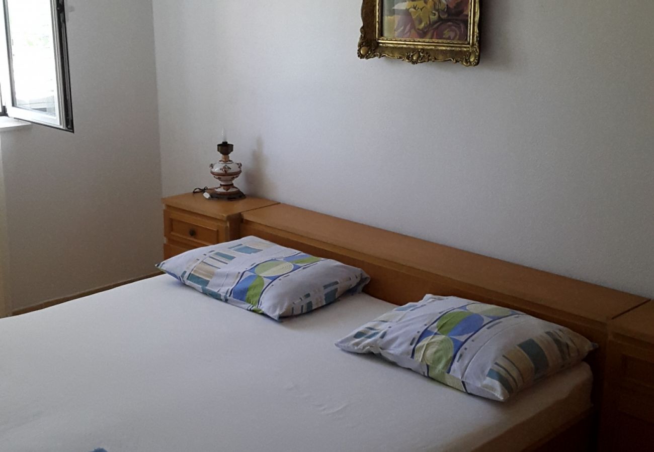 Apartament w Vinišce - Apartament w Vinišće z Widok na morze, taras, Klimatyzacja, WIFI (4752-1)