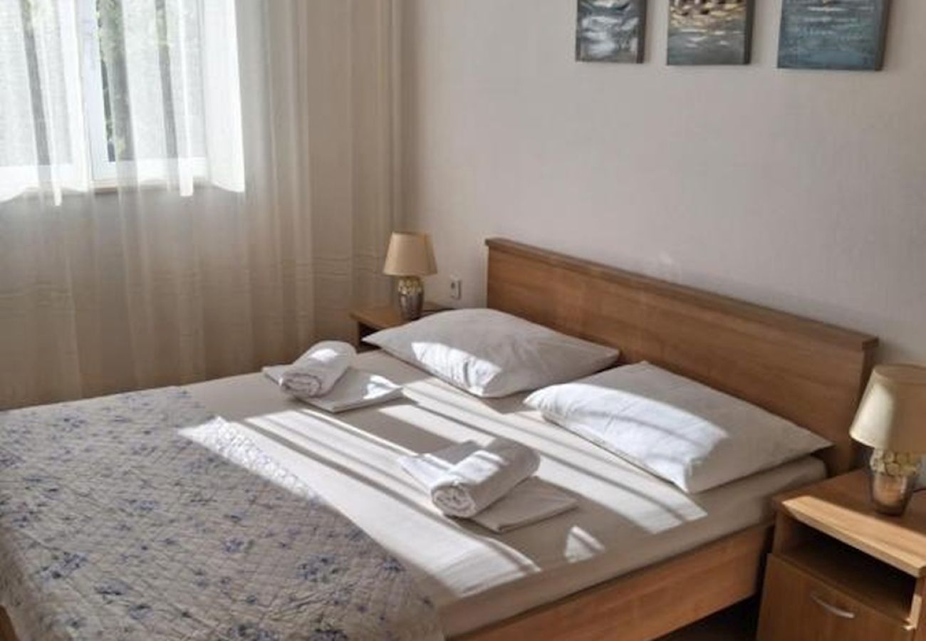 Apartament w Vinišce - Apartament w Vinišće z Widok na morze, taras, Klimatyzacja, WIFI (4752-1)