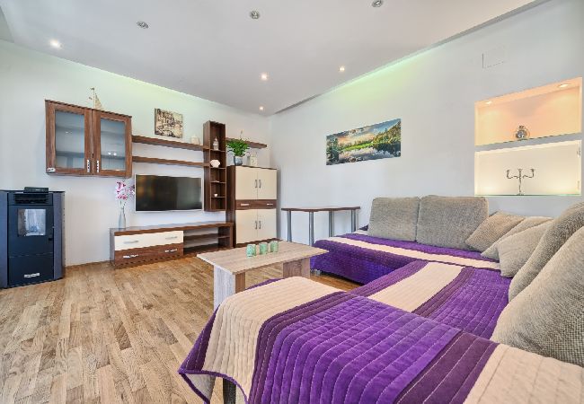 Apartament w Kaštel Lukšic - Apartament w Kaštel Lukšić z taras, Klimatyzacja, WIFI, Pralka (5107-3) Apartament w Kaštel Lukšic - Apartament w Kaštel Lukšić z taras, Klimatyzacja, WIFI, Pralka (5107-3)