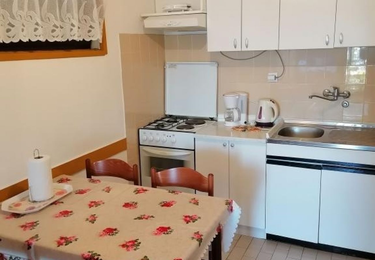 Apartament w Okrug Gornji - Apartament w Okrug Gornji z Widok na morze, taras, Klimatyzacja, WIFI (5106-4)