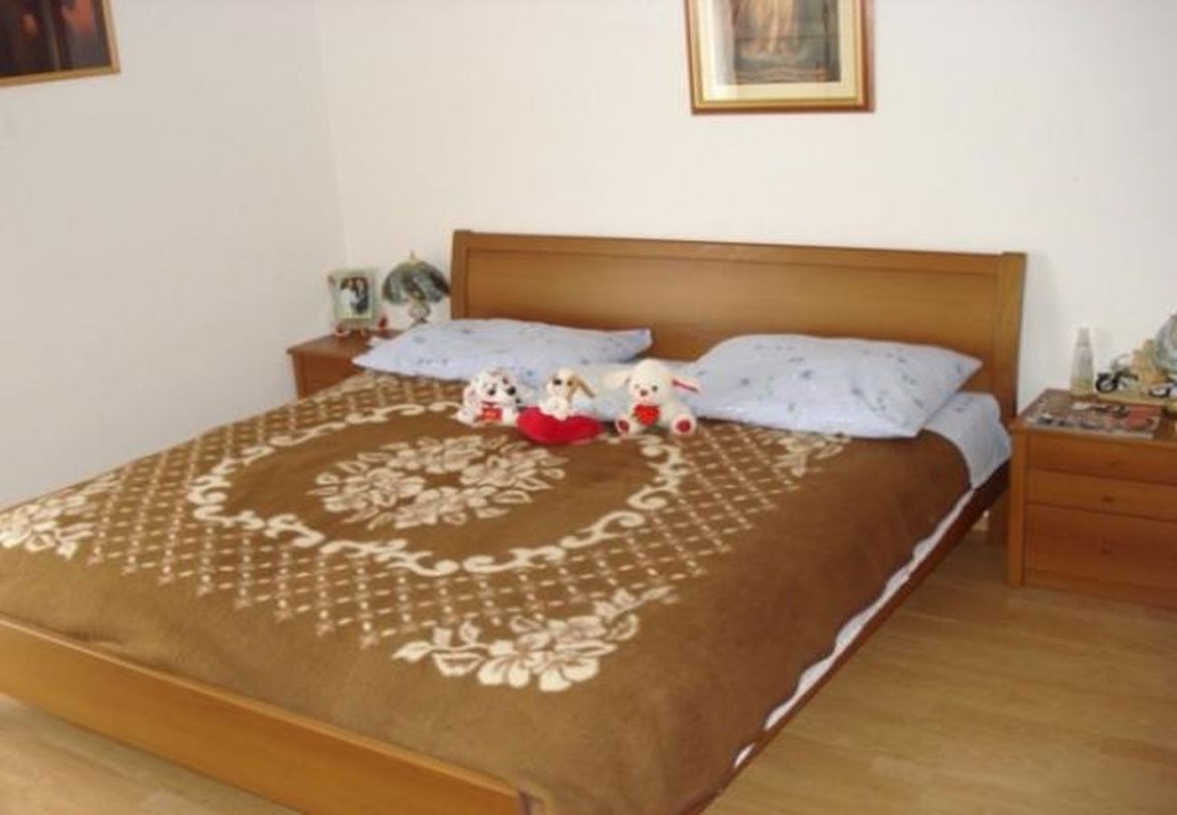 Apartament w Dugi Rat - Apartament w Dugi Rat z Widok na morze, balkon, Klimatyzacja, WIFI (5113-3)