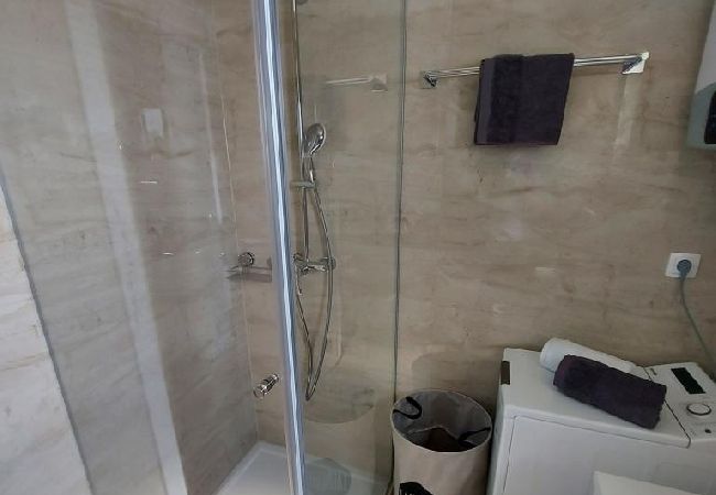 Apartament w Lokva Rogoznica - Apartament w Lokva Rogoznica z Widok na morze, balkon, Klimatyzacja, WIFI (5118-6) Apartament w Lokva Rogoznica - Apartament w Lokva Rogoznica z Widok na morze, balkon, Klimatyzacja, WIFI (5118-6)