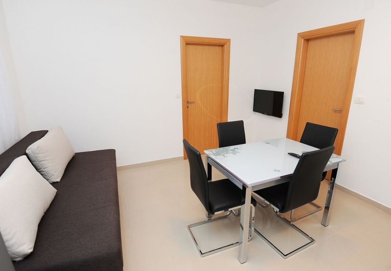 Apartament w Podstrana - Apartament w Podstrana-Sv.Martin z Widok na morze, balkon, Klimatyzacja, WIFI (5117-6)