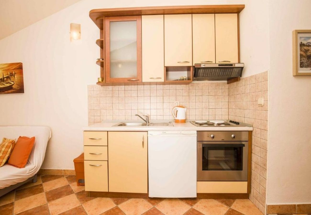 Apartament w Bol - Apartament w Bol z Widok na morze, taras, Klimatyzacja, WIFI (5121-5)