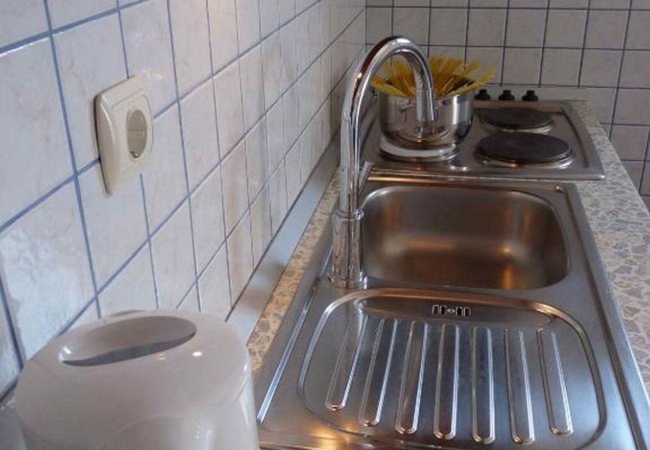 Apartament w Bol - Apartament w Bol z Widok na morze, taras, Klimatyzacja, WIFI (5121-1)