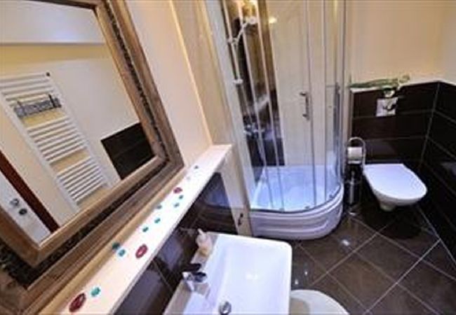 Apartament w Omiš - Apartament w Omiš z Widok na morze, taras, Klimatyzacja, WIFI (5129-6) Apartament w Omiš - Apartament w Omiš z Widok na morze, taras, Klimatyzacja, WIFI (5129-6)