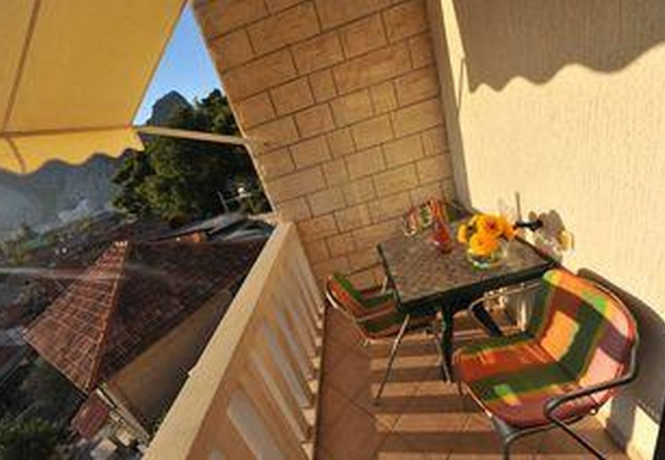 Apartament w Omiš - Apartament w Omiš z Widok na morze, balkon, Klimatyzacja, WIFI (5129-3)