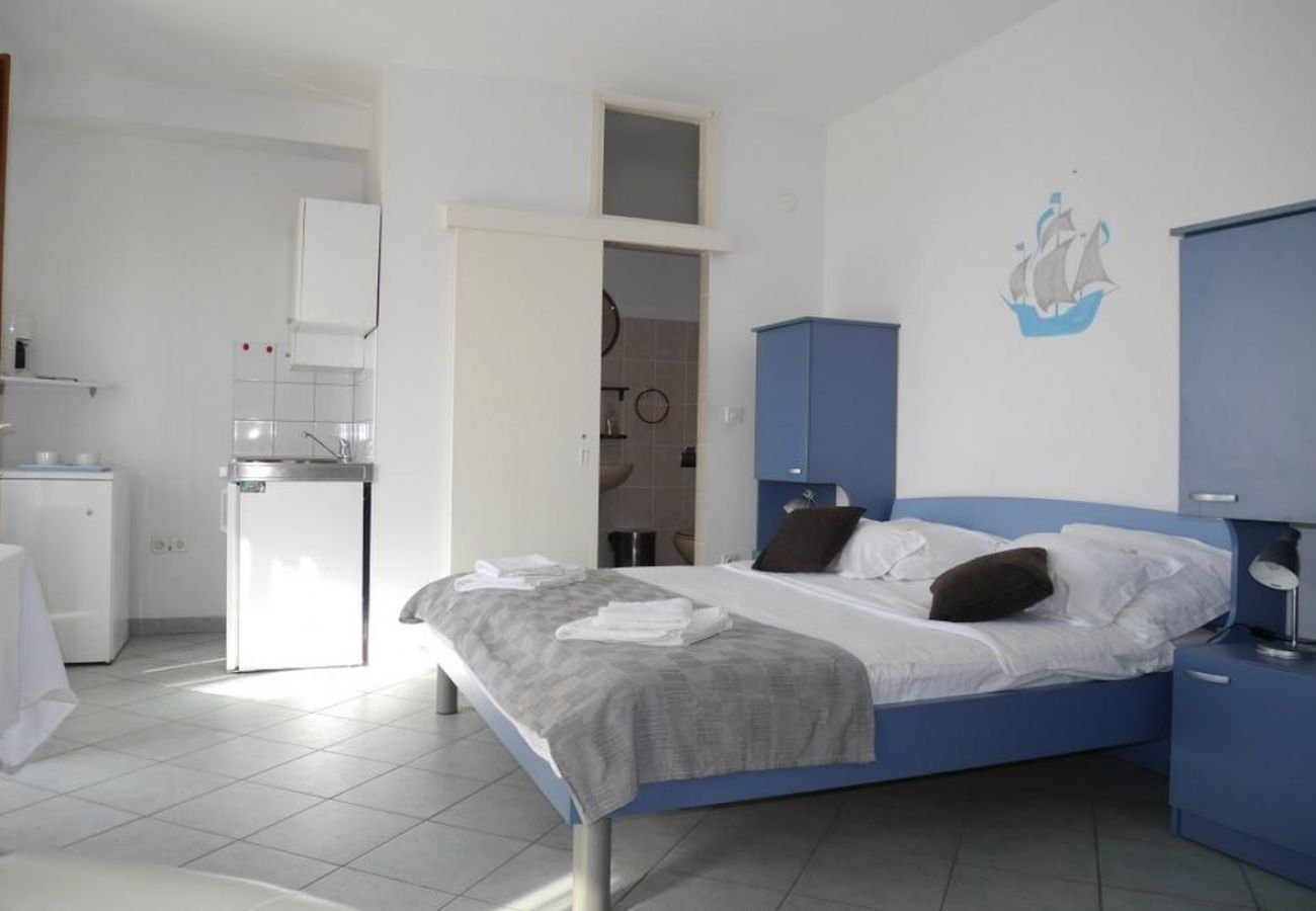 Studio w Dugi Rat - Apartament Studio w Dugi Rat z Widok na morze, balkon, Klimatyzacja, WIFI (5132-3)