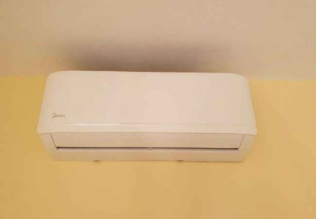 Apartament w Okrug Donji - Apartament w Okrug Donji z Widok na morze, taras, Klimatyzacja, WIFI (5136-1) Apartament w Okrug Donji - Apartament w Okrug Donji z Widok na morze, taras, Klimatyzacja, WIFI (5136-1)