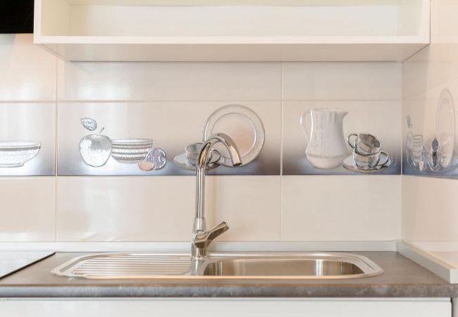 Apartament w Arbanija - Apartament w Arbanija z Widok na morze, balkon, Klimatyzacja, WIFI (5137-2) Apartament w Arbanija - Apartament w Arbanija z Widok na morze, balkon, Klimatyzacja, WIFI (5137-2)