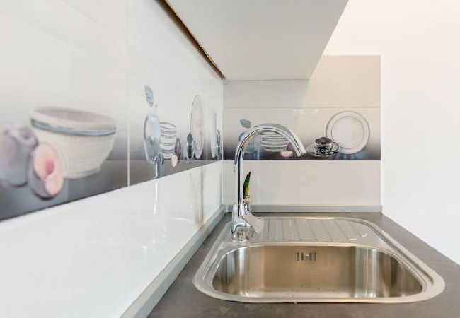 Apartament w Arbanija - Apartament w Arbanija z Widok na morze, balkon, Klimatyzacja, WIFI (5137-1) Apartament w Arbanija - Apartament w Arbanija z Widok na morze, balkon, Klimatyzacja, WIFI (5137-1)