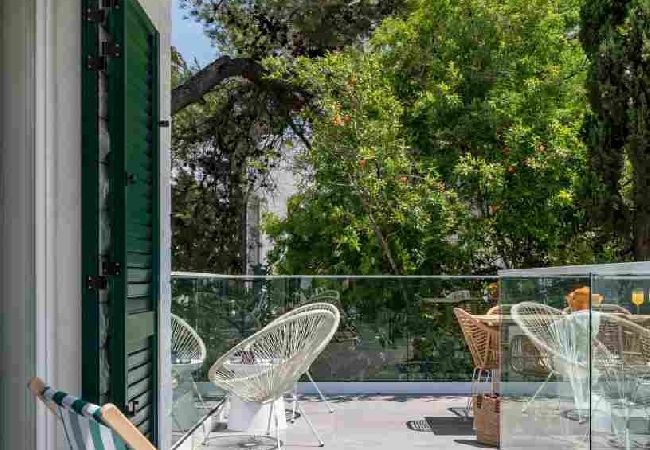 Apartament w Arbanija - Apartament w Arbanija z Widok na morze, taras, Klimatyzacja, WIFI (5139-2) Apartament w Arbanija - Apartament w Arbanija z Widok na morze, taras, Klimatyzacja, WIFI (5139-2)