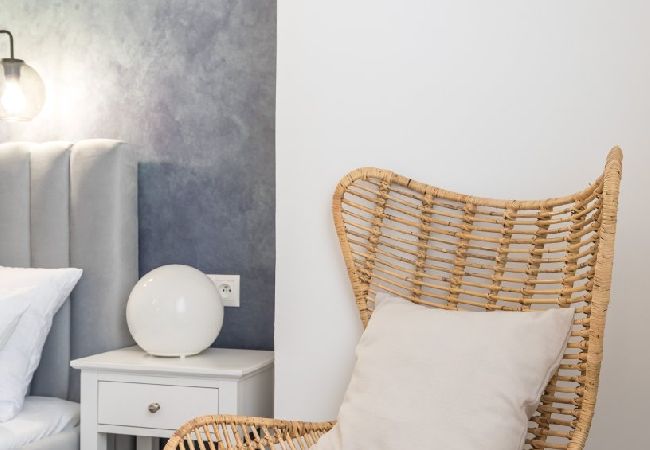 Apartament w Arbanija - Apartament w Arbanija z Widok na morze, taras, Klimatyzacja, WIFI (5139-2) Apartament w Arbanija - Apartament w Arbanija z Widok na morze, taras, Klimatyzacja, WIFI (5139-2)