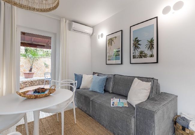 Apartament w Arbanija - Apartament w Arbanija z taras, Klimatyzacja, WIFI (5139-4) Apartament w Arbanija - Apartament w Arbanija z taras, Klimatyzacja, WIFI (5139-4)