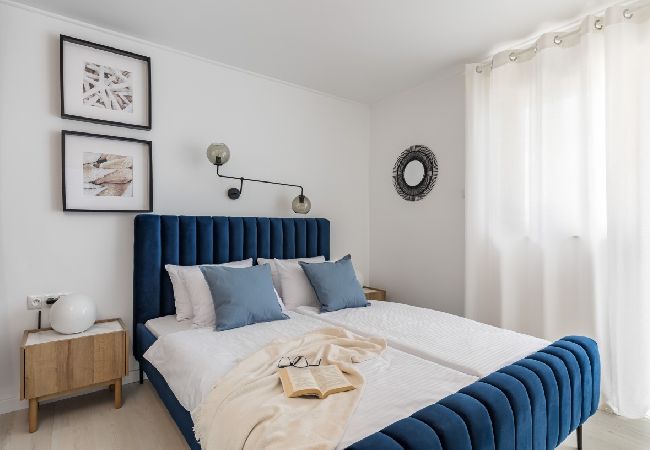 Apartament w Arbanija - Apartament w Arbanija z Widok na morze, taras, Klimatyzacja, WIFI (5139-1) Apartament w Arbanija - Apartament w Arbanija z Widok na morze, taras, Klimatyzacja, WIFI (5139-1)