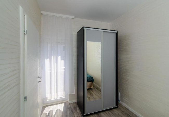 Apartament w Okrug Gornji - Apartament w Okrug Gornji z Widok na morze, balkon, Klimatyzacja, WIFI (5134-5) Apartament w Okrug Gornji - Apartament w Okrug Gornji z Widok na morze, balkon, Klimatyzacja, WIFI (5134-5)