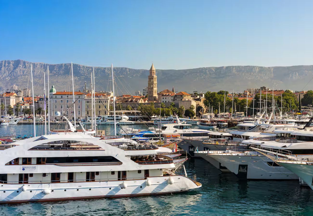 Apartament w Split - Apartament w Split z balkon, Klimatyzacja, WIFI (5141-1)
