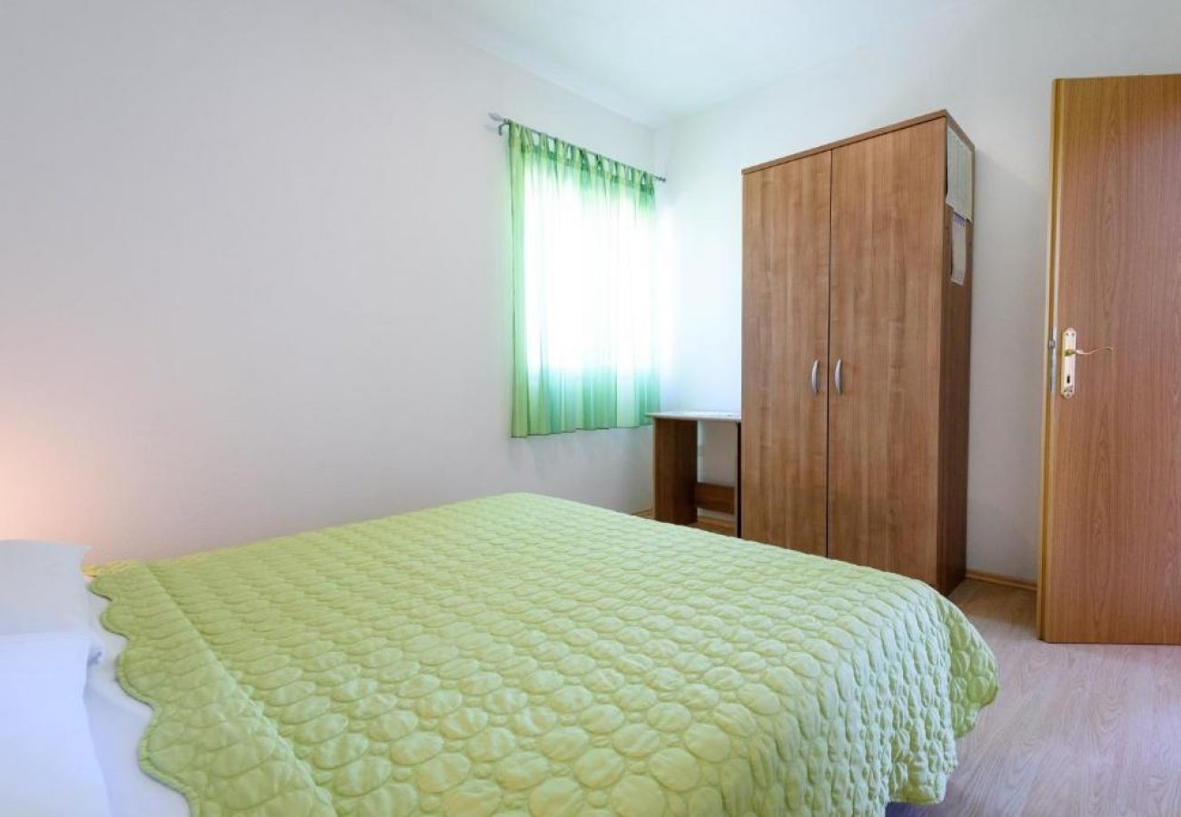 Apartament w Seget Vranjica - Apartament w Seget Vranjica z Widok na morze, balkon, Klimatyzacja, WIFI (5142-1)