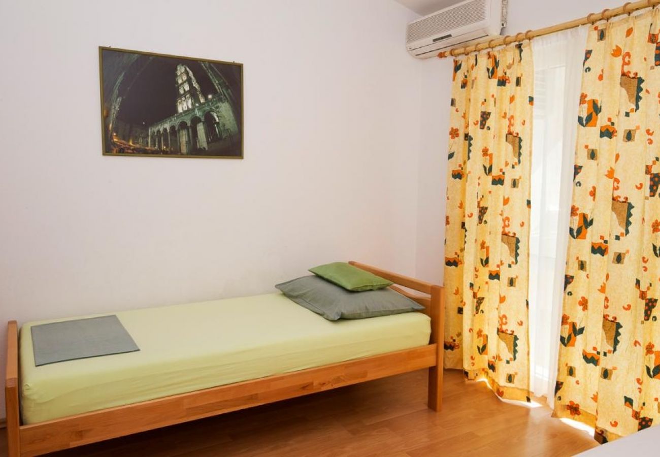 Apartament w Duce - Apartament w Duće z Widok na morze, balkon, Klimatyzacja, WIFI (5146-5)