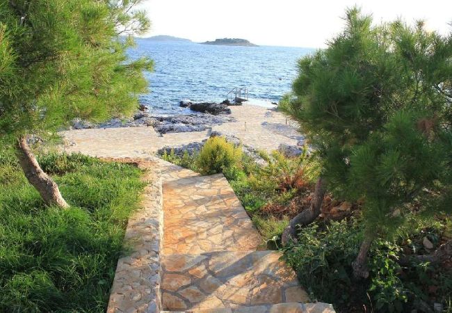 Apartament w Rogoznica - Apartament w Rogoznica z Widok na morze, balkon, Klimatyzacja, WIFI (5148-4) Apartament w Rogoznica - Apartament w Rogoznica z Widok na morze, balkon, Klimatyzacja, WIFI (5148-4)