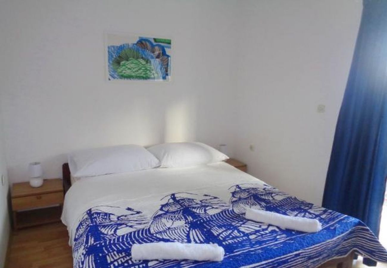 Apartament w Drage - Apartament w Drage z Widok na morze, balkon, Klimatyzacja, WIFI (5144-6)