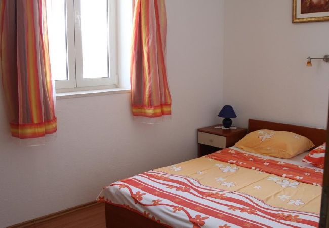 Apartament w Ražanj - Apartament w Ražanj z Widok na morze, balkon, Klimatyzacja, WIFI (5150-3) Apartament w Ražanj - Apartament w Ražanj z Widok na morze, balkon, Klimatyzacja, WIFI (5150-3)