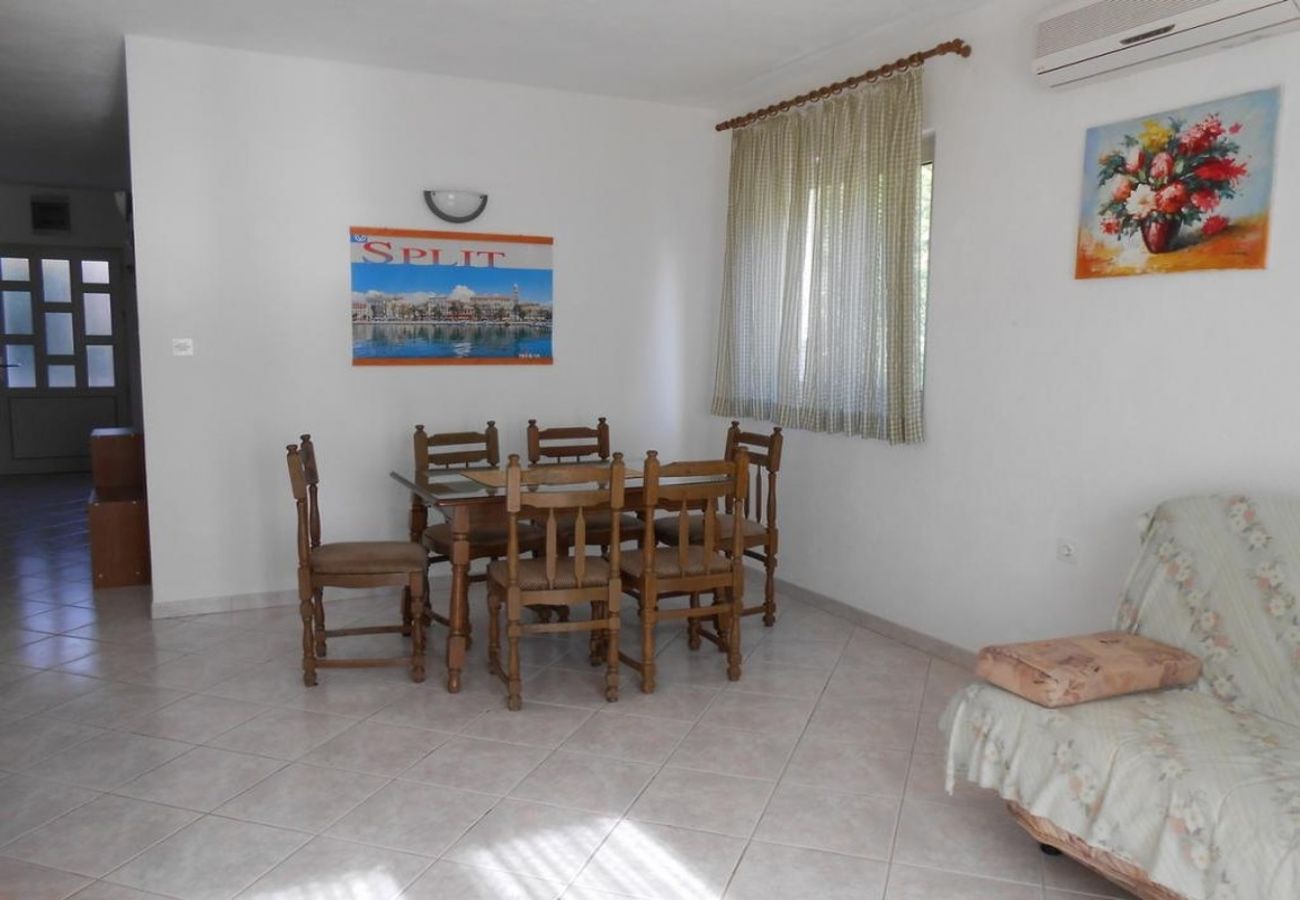 Apartament w Ražanj - Apartament w Ražanj z Widok na morze, taras, Klimatyzacja, WIFI (5150-2)