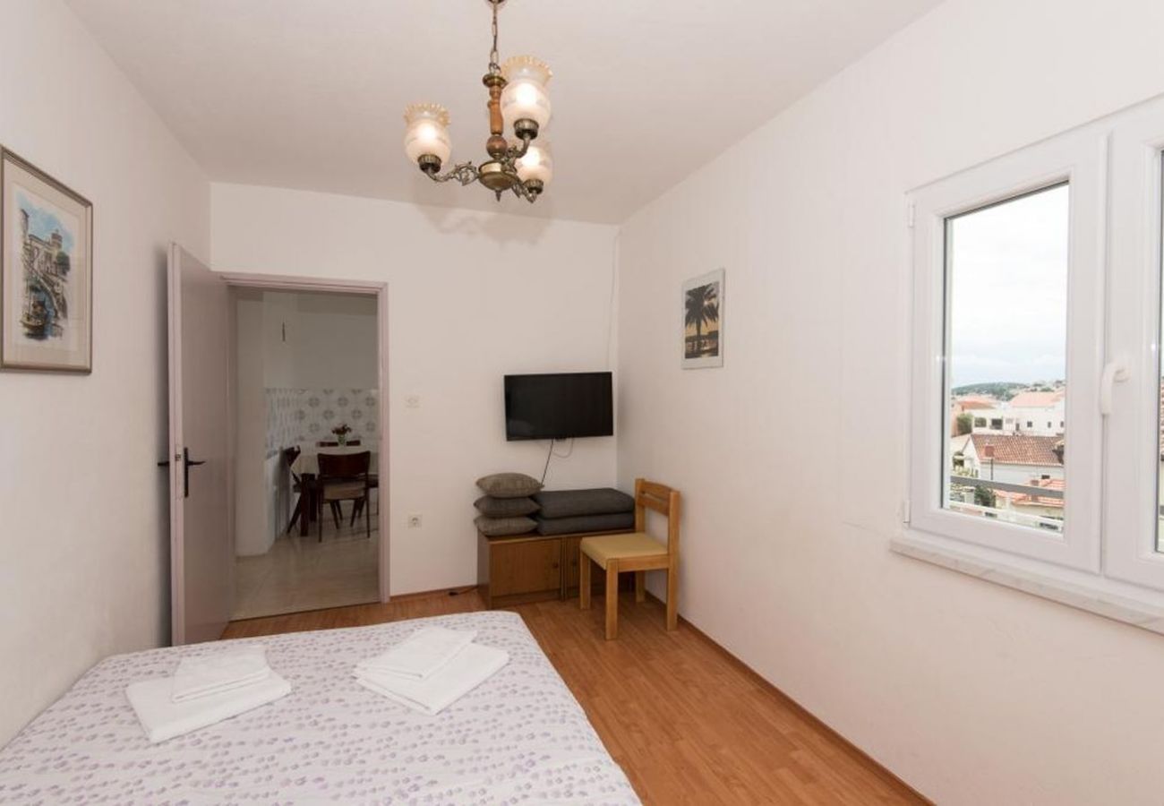 Apartament w Dvornica - Apartament w Stupin Čeline z Widok na morze, taras, Klimatyzacja, WIFI (5149-2)