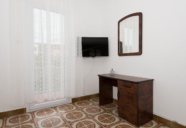 Apartament w Dvornica - Apartament w Stupin Čeline z Widok na morze, balkon, Klimatyzacja, WIFI (5149-1) Apartament w Dvornica - Apartament w Stupin Čeline z Widok na morze, balkon, Klimatyzacja, WIFI (5149-1)