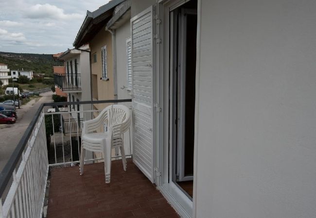 Apartament w Dvornica - Apartament w Stupin Čeline z Widok na morze, balkon, Klimatyzacja, WIFI (5149-1) Apartament w Dvornica - Apartament w Stupin Čeline z Widok na morze, balkon, Klimatyzacja, WIFI (5149-1)