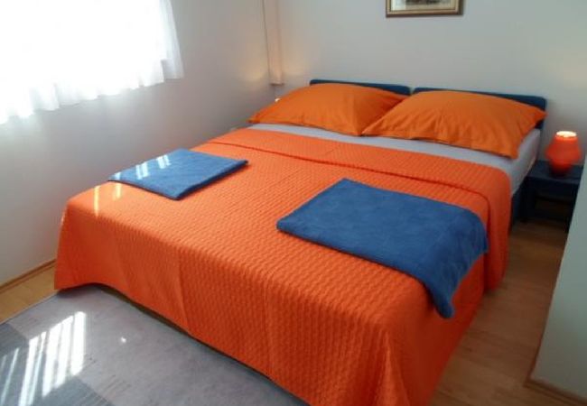Apartament w Rogoznica - Apartament w Rogoznica z Widok na morze, balkon, Klimatyzacja, WIFI (5153-4) Apartament w Rogoznica - Apartament w Rogoznica z Widok na morze, balkon, Klimatyzacja, WIFI (5153-4)
