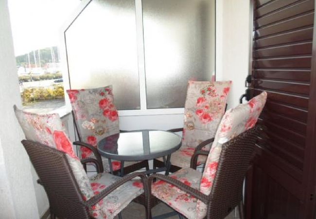 Apartament w Rogoznica - Apartament w Rogoznica z Widok na morze, balkon, Klimatyzacja, WIFI (5153-1) Apartament w Rogoznica - Apartament w Rogoznica z Widok na morze, balkon, Klimatyzacja, WIFI (5153-1)