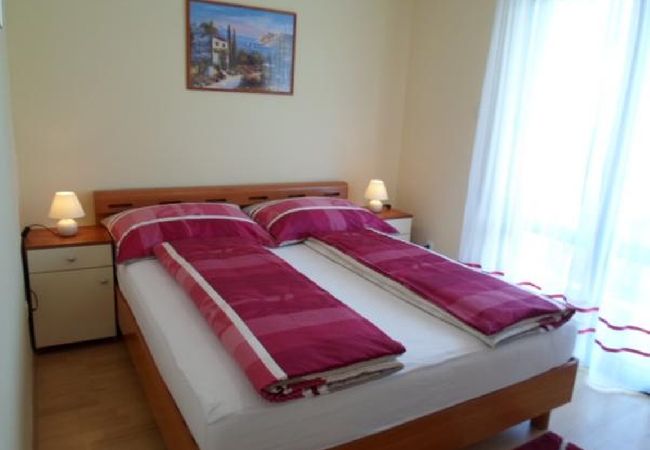 Apartament w Rogoznica - Apartament w Rogoznica z Widok na morze, balkon, Klimatyzacja, WIFI (5153-1) Apartament w Rogoznica - Apartament w Rogoznica z Widok na morze, balkon, Klimatyzacja, WIFI (5153-1)