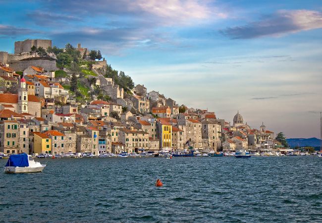 Apartament w Rogoznica - Apartament w Rogoznica z Widok na morze, balkon, Klimatyzacja, WIFI (5153-1) Apartament w Rogoznica - Apartament w Rogoznica z Widok na morze, balkon, Klimatyzacja, WIFI (5153-1)