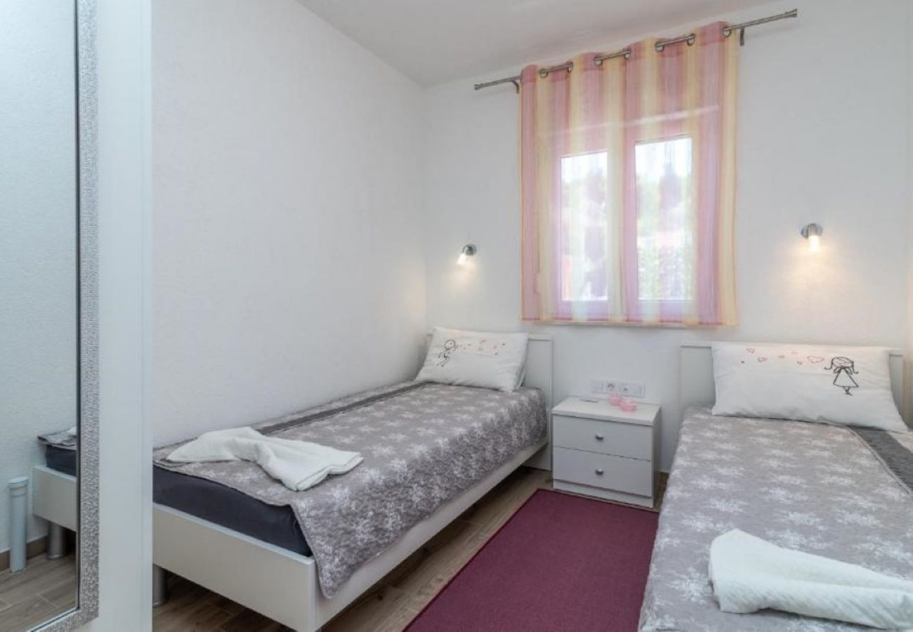 Apartament w Mastrinka - Apartament w Mastrinka z Widok na morze, taras, Klimatyzacja, WIFI (5159-3)