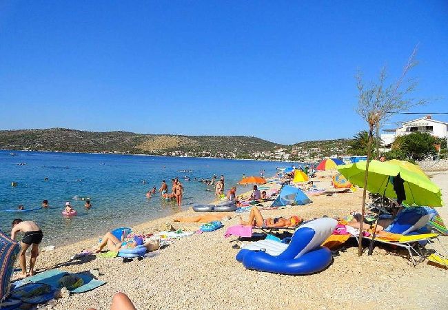 Apartament w Ražanj - Apartament w Ražanj z Widok na morze, taras, Klimatyzacja, WIFI (4773-3) Apartament w Ražanj - Apartament w Ražanj z Widok na morze, taras, Klimatyzacja, WIFI (4773-3)