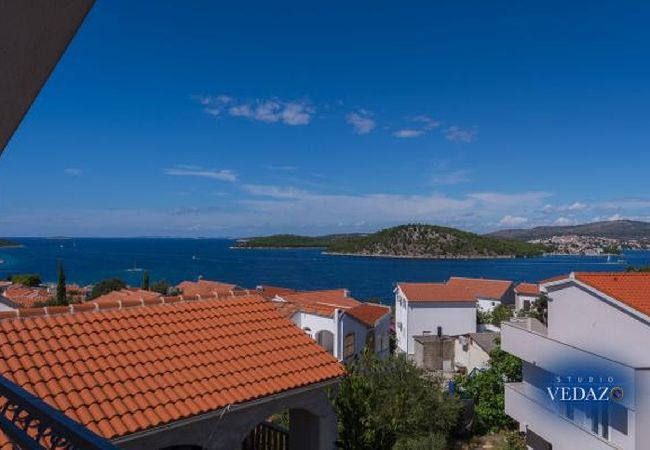 Apartament w Ražanj - Apartament w Ražanj z Widok na morze, taras, Klimatyzacja, WIFI (4773-3) Apartament w Ražanj - Apartament w Ražanj z Widok na morze, taras, Klimatyzacja, WIFI (4773-3)