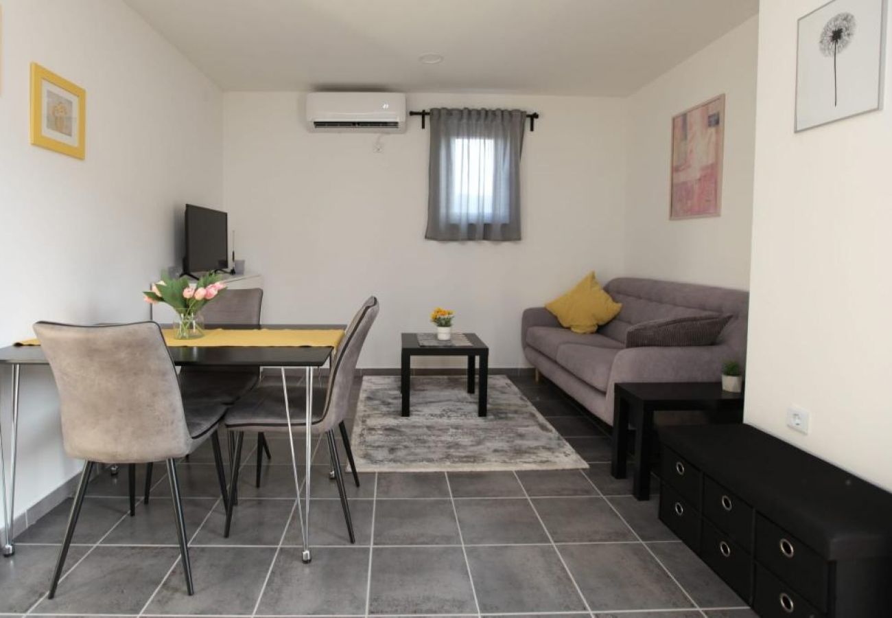 Apartament w Marina - Apartament w Marina z Widok na morze, Klimatyzacja, WIFI (5174-1)