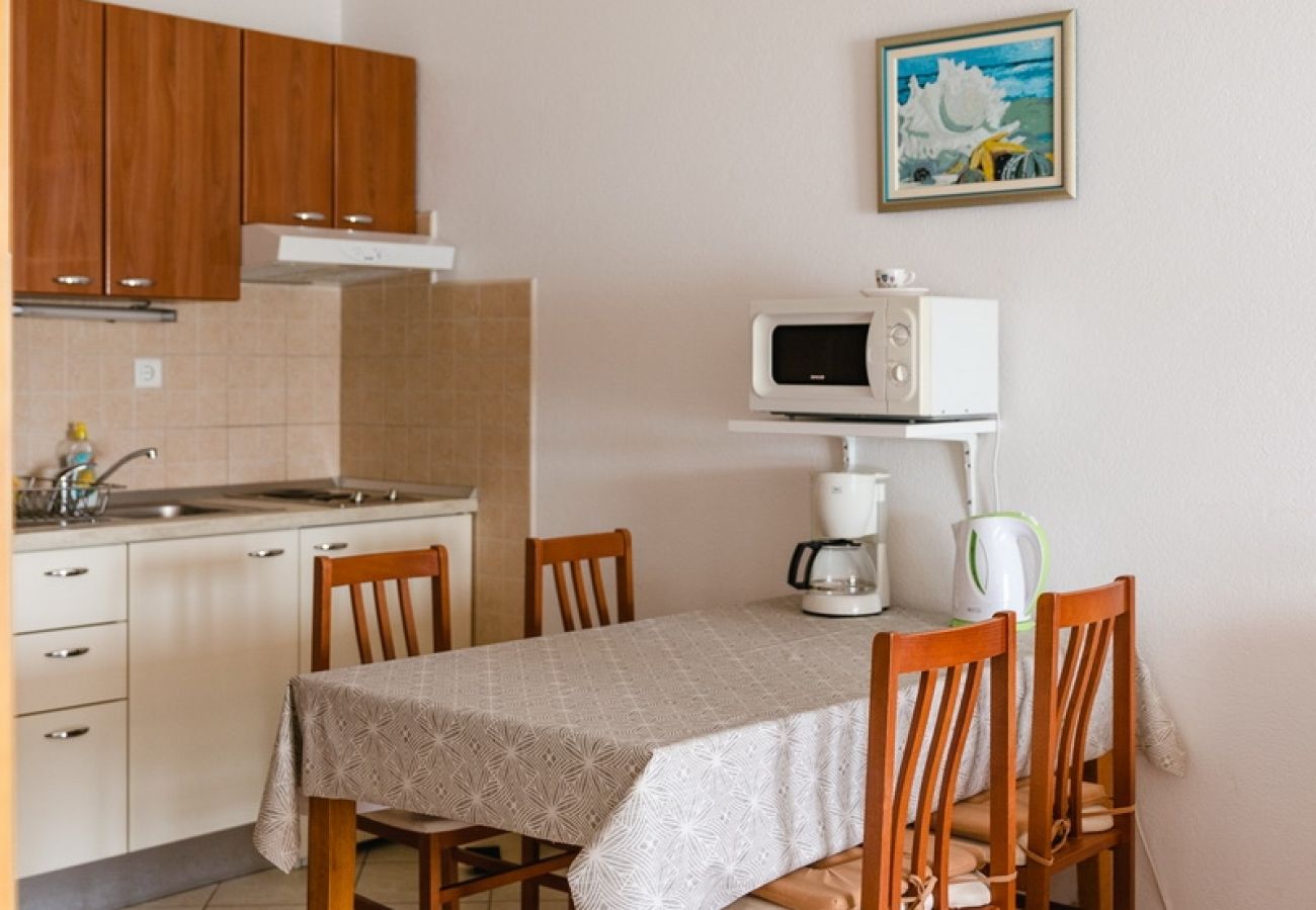 Apartament w Seget Vranjica - Apartament w Seget Vranjica z Widok na morze, taras, WIFI, Pralka (5181-3)