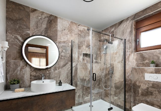 Apartament w Vir - Apartament w Vir z Widok na morze, taras, Klimatyzacja, WIFI (5176-8) Apartament w Vir - Apartament w Vir z Widok na morze, taras, Klimatyzacja, WIFI (5176-8)