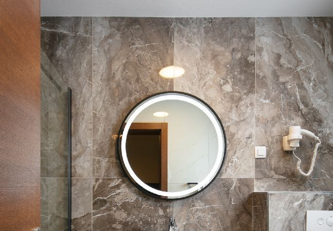 Apartament w Vir - Apartament w Vir z Widok na morze, balkon, Klimatyzacja, WIFI (5176-7) Apartament w Vir - Apartament w Vir z Widok na morze, balkon, Klimatyzacja, WIFI (5176-7)