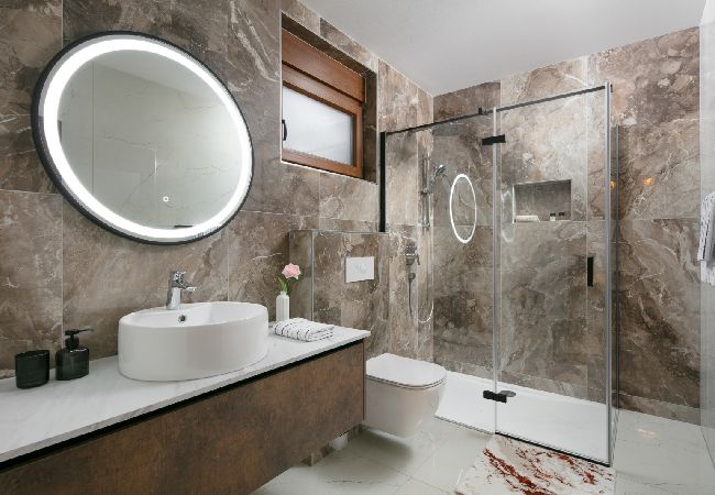 Apartament w Vir - Apartament w Vir z Widok na morze, balkon, Klimatyzacja, WIFI (5176-7) Apartament w Vir - Apartament w Vir z Widok na morze, balkon, Klimatyzacja, WIFI (5176-7)