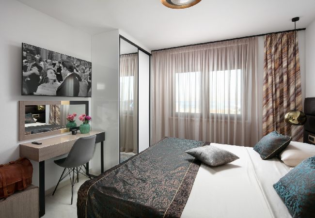 Apartament w Vir - Apartament w Vir z Widok na morze, taras, Klimatyzacja, WIFI (5176-1) Apartament w Vir - Apartament w Vir z Widok na morze, taras, Klimatyzacja, WIFI (5176-1)