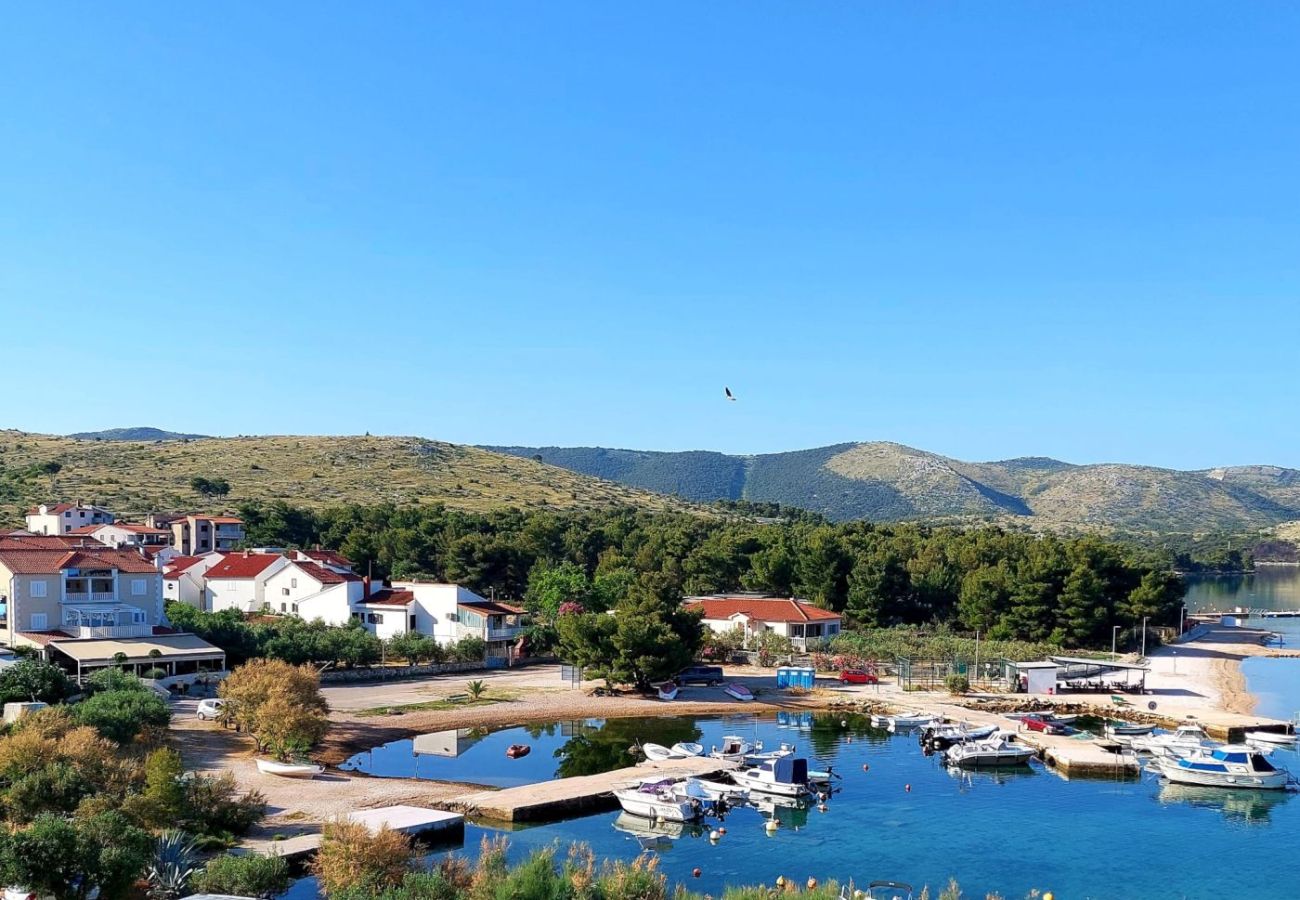 Apartament w Žaborić - Apartament w Žaborić z Widok na morze, balkon, Klimatyzacja, WIFI (5177-1)